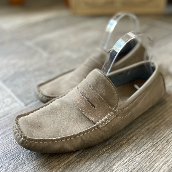 Men’s Suede driving Loafer - Picture 2 of 8